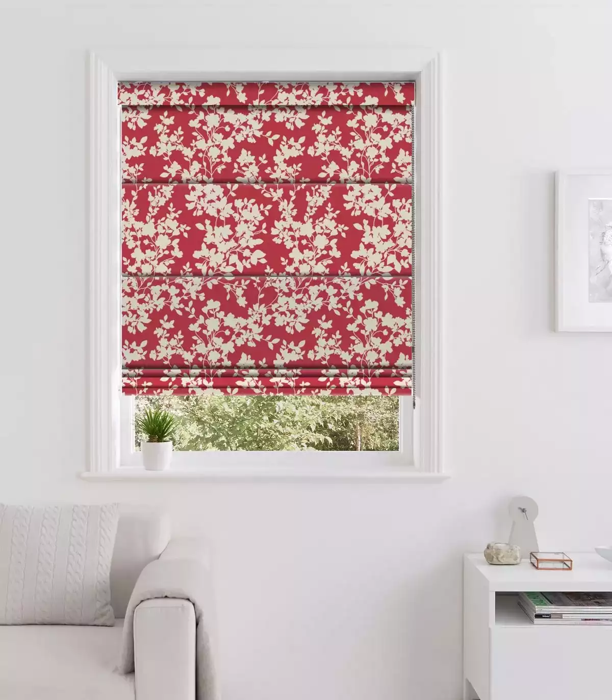 Bloomed crimsion romex blinds